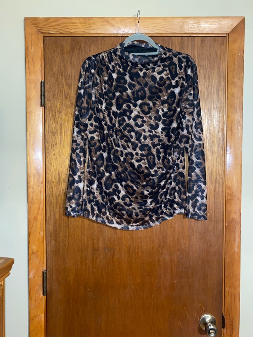 Marissa Olivia Leopard Print Long Sleeve Tee - Brown/Black